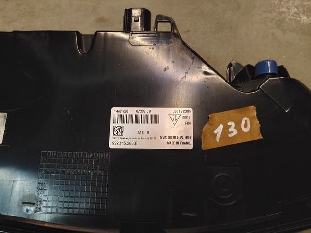 992945208E Porsche 