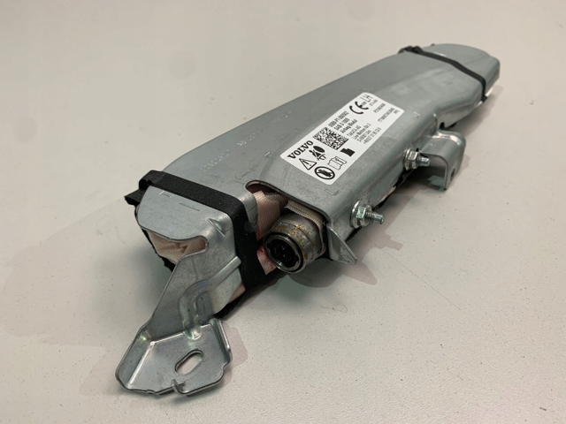 Подушка Айрбег спинки сидения левого Volvo 31663458