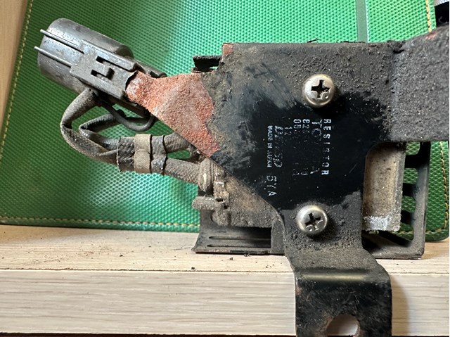 8269560040 Toyota 