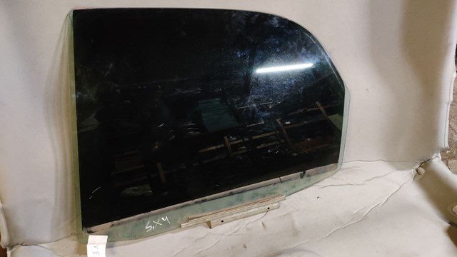 8033LGSR5RD XYG Стекло двери задней левой