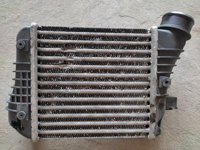 4F0145806AF VAG radiador de intercooler