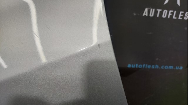 Pára-lama dianteiro esquerdo Mercedes A2038800318 preço, a partir de 235,49 USD