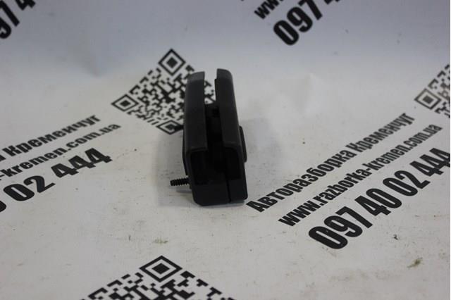 8G0860285 VAG 