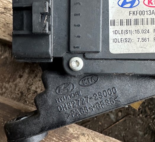 327272S000 Hyundai/Kia 