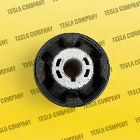  110929600B Tesla Motors