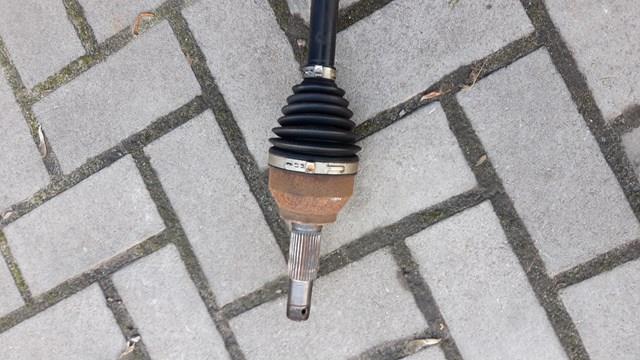 Правая полуось 391003RC0A Nissan/Infiniti