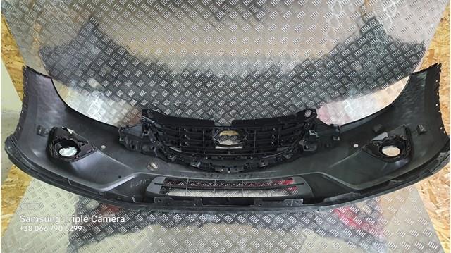 BJS750031 Mazda Бампер передний в сборе