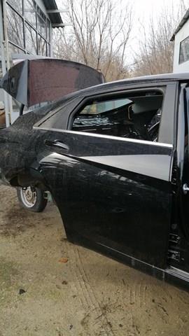 77004AA000 Hyundai/Kia Дверь задняя, правая