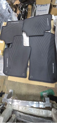 Коврики в салон Porsche 97004480007