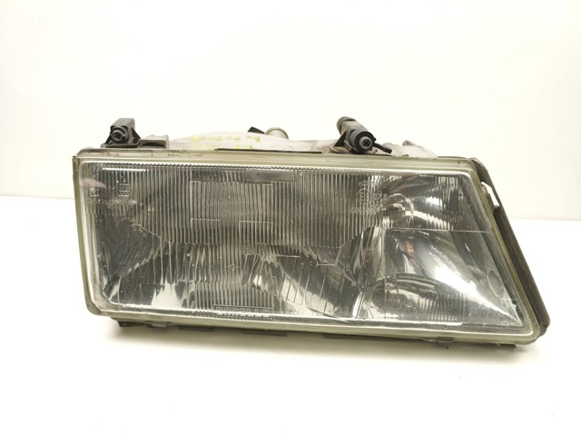 Правая фара 82432715 Fiat/Alfa/Lancia