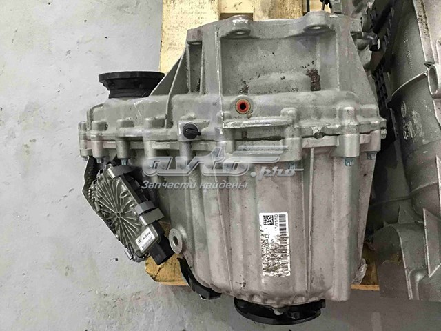 LR101747 Land Rover Раздатка, коробка раздаточная