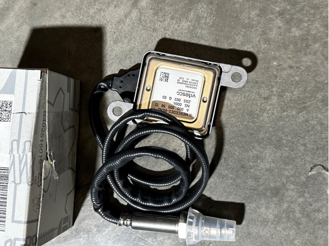 A000905581287 Mercedes