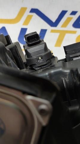 Фара левая Renault (RVI) 260604608R цена, от 761.78 USD
