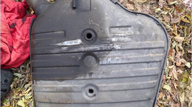7521702 BMW 