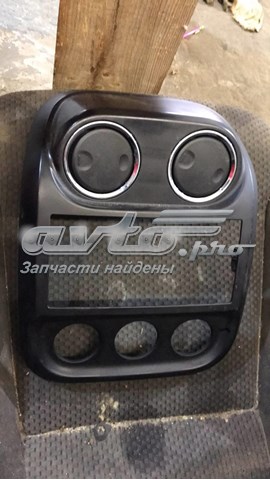 Молдинг (накладка) приборной панели "торпедо" центральный K1PL231DVAC Fiat/Alfa/Lancia