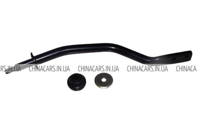 Нижний рычаг S212909080 Chery