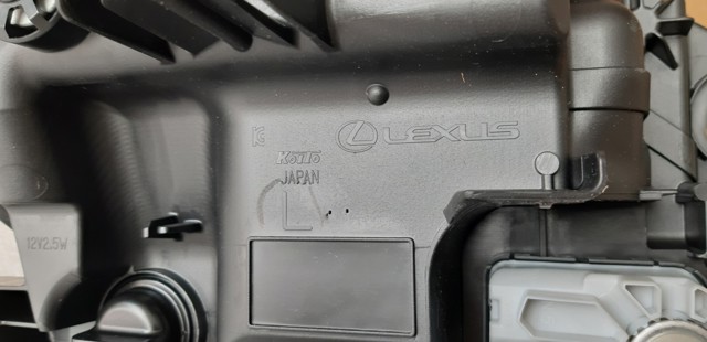 8118553810 Toyota Фара
