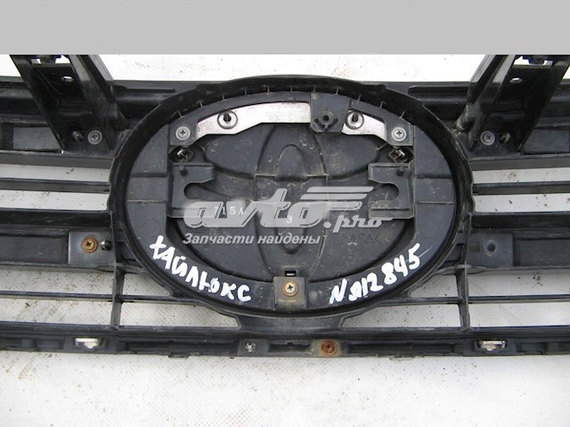 Grelha do radiador para Toyota Hilux  GUN12, GUN13