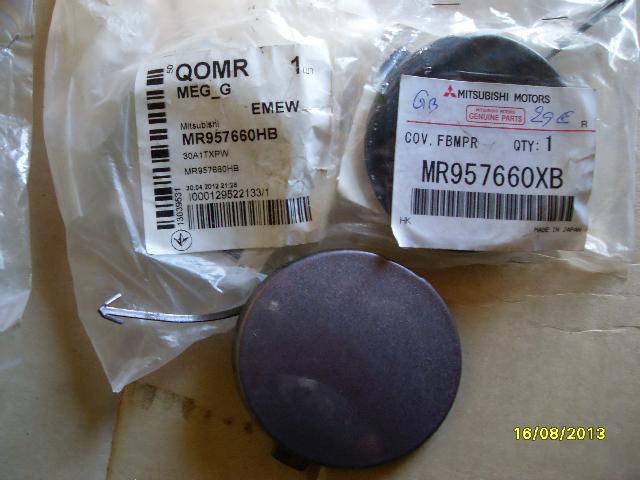 Tampão dianteira do pára-choque do gancho de reboque para Mitsubishi Grandis  NAW