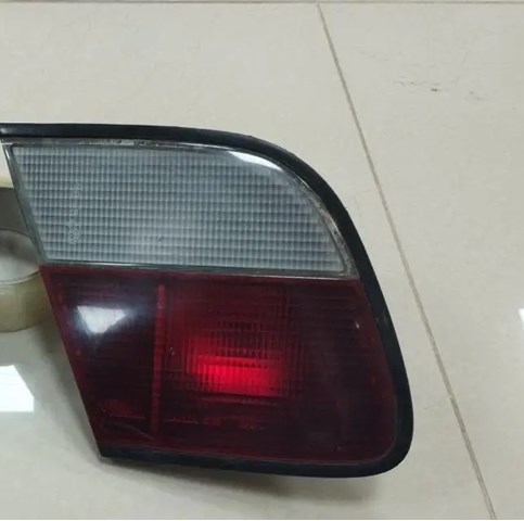 265550N029 Nissan фонарь задний левый внутренний