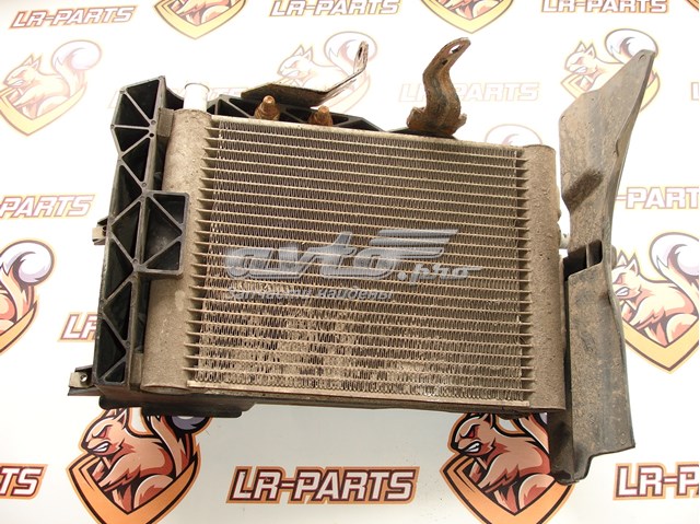 Радіатор охолодження двигуна, додатковий LR022888 LAND ROVER