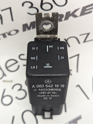 A0035421919 MERCEDES Relé de ventilador de habitáculo original y equivalente