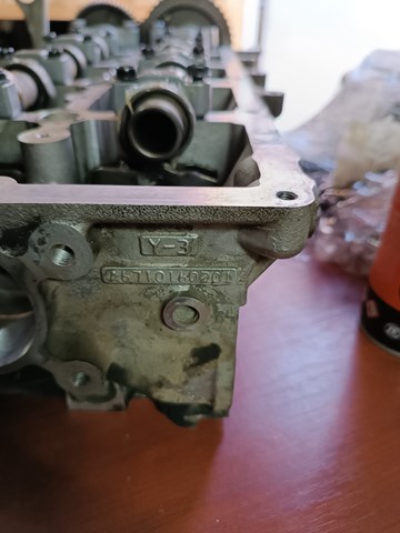 Головка двигателя Ssang Yong A6710160201 цена, от 516.61 USD