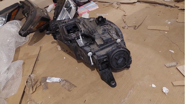 MERCEDES A1679066104 