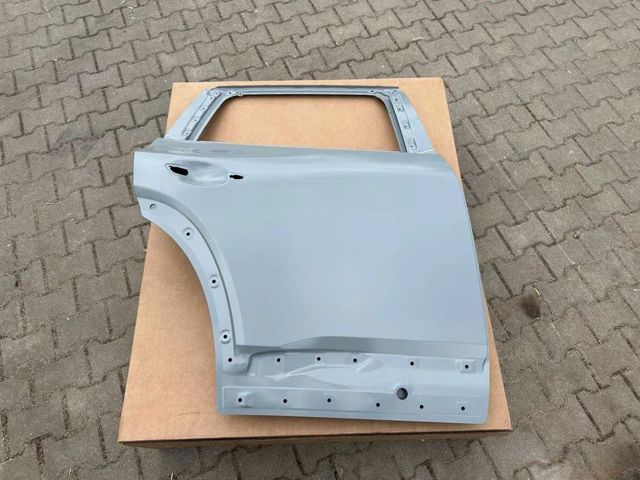 Дверь пассажирская задняя правая Mazda VAY07202XB цена, от 361.08 USD