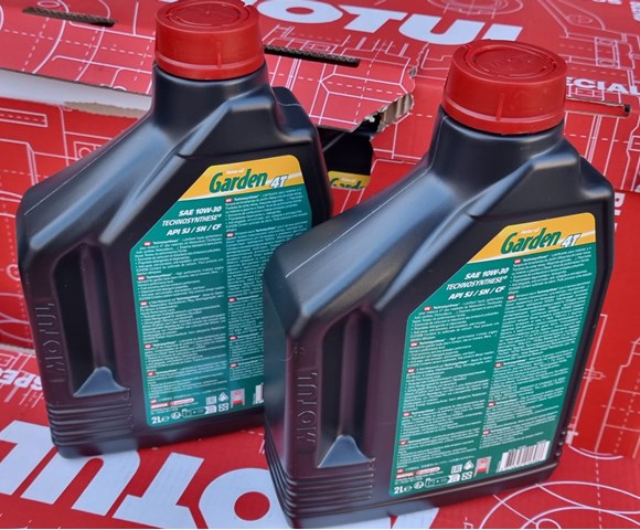 Купить 832802 Motul Моторное масло для дизеля