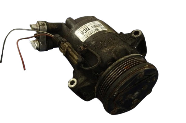 Компрессор кондиционера 13432838 General Motors