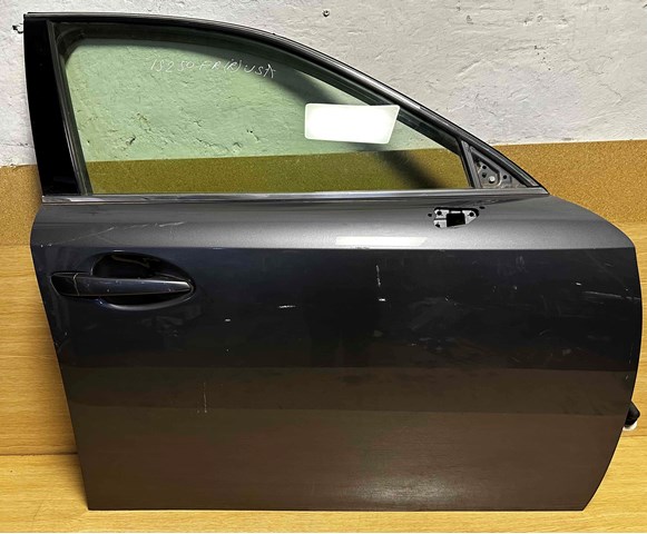 Дверь передняя правая 6700153100 Toyota