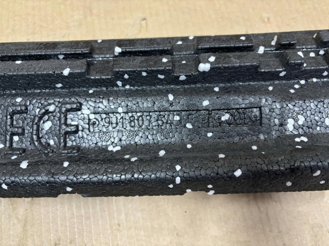 Энергопоглотитель переднего бампера Porsche 9J1807549 цена, от 60.68 USD