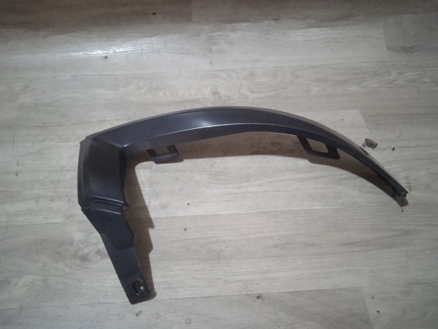 Ресничка (накладка) правой фары Dega FIA09DO005 цена, от 12.04 USD