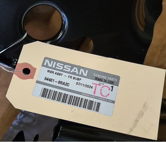 544016RA2C Nissan/Infiniti Подрамник передней подвески