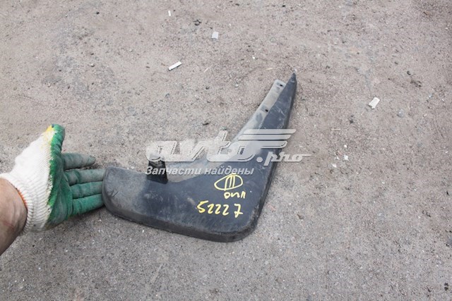999J25U004 Nissan/Infiniti Брызговики задние, комплект