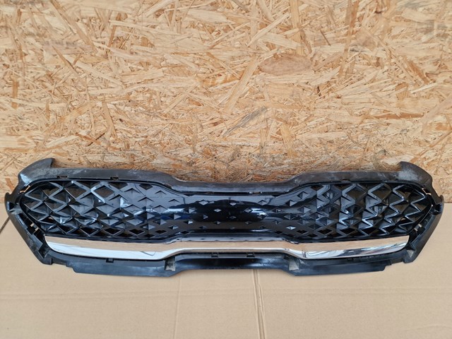 Решетка радиатора 86350G5500 Hyundai/Kia