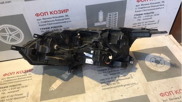 260106UN0C Nissan/Infiniti Фара передняя правая