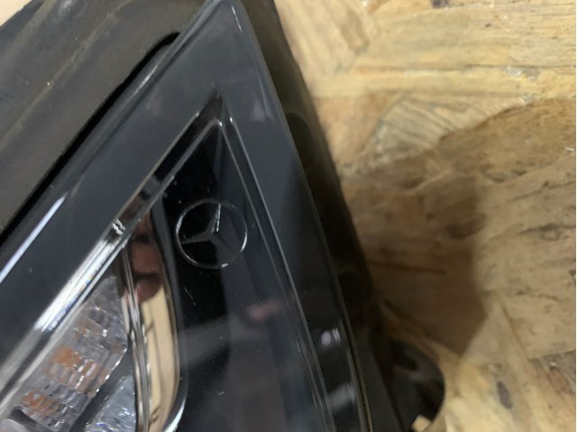 2229060802 Mercedes 