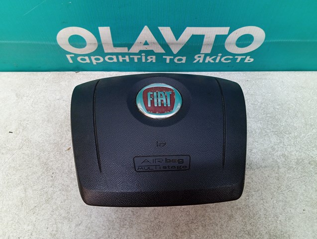 Подушка безопасности водителя 735685782 Fiat/Alfa/Lancia