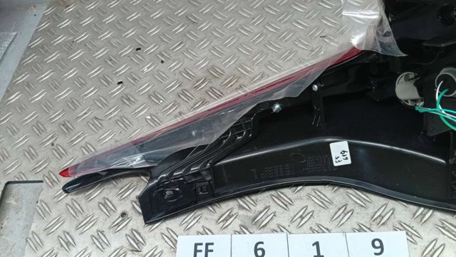 Задняя левая фара Mitsubishi Eclipse CROSS внедорожник (GK, GL) (2017 - 2026) цена, от 79.28 USD