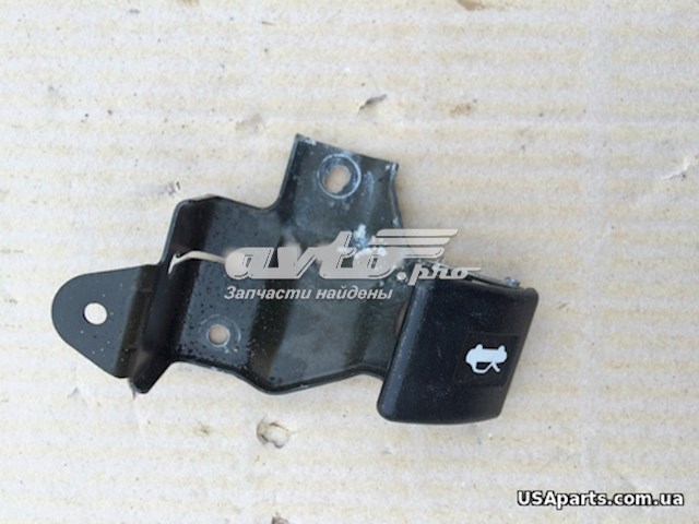 656218H90A Nissan/Infiniti Трос открытия капота