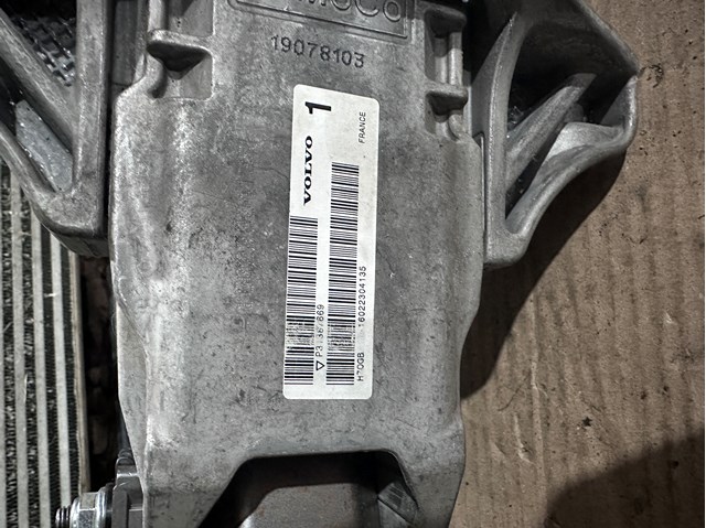31387669 Volvo 