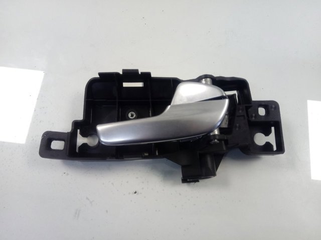 Ручка правой задней двери Ford 6M21U22600AD цена, от 5.78 USD
