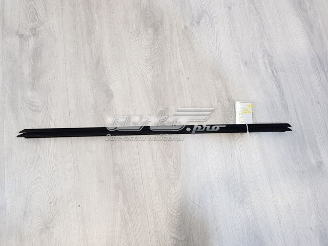  1890785 Ford