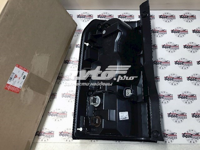 Фонарь задний правый Land Rover LR036163 цена, от 311.99 USD