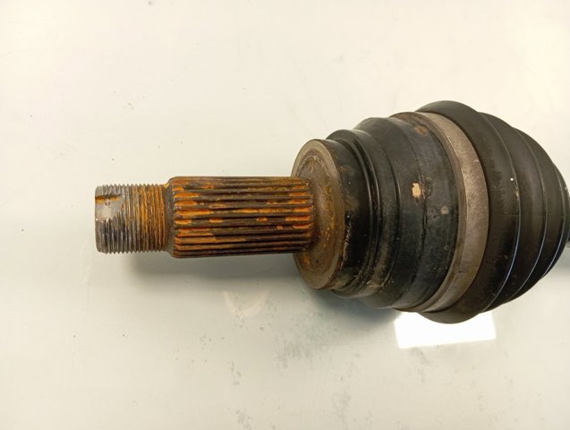 762988101 BMW 