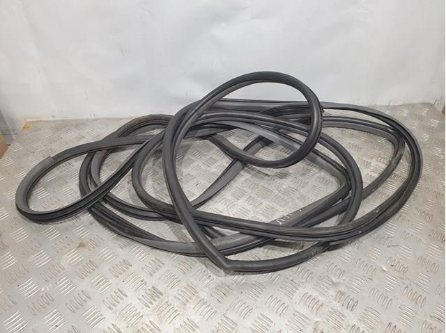 821202E000U7 Hyundai/Kia