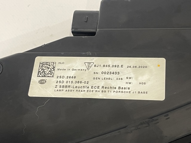  9J1945092E Porsche