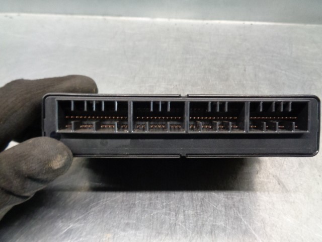 Блок комфорта Subaru 88281SC230 цена, от 38.01 USD